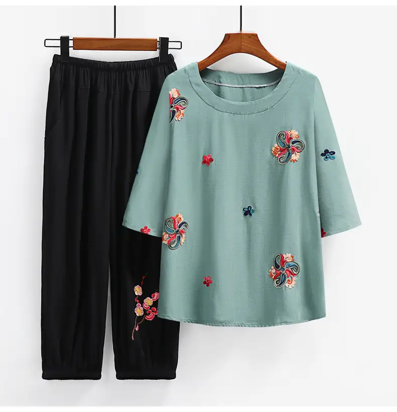 Embroidered T-Shirt & Pants Set Green Black Plus Size — feature 21