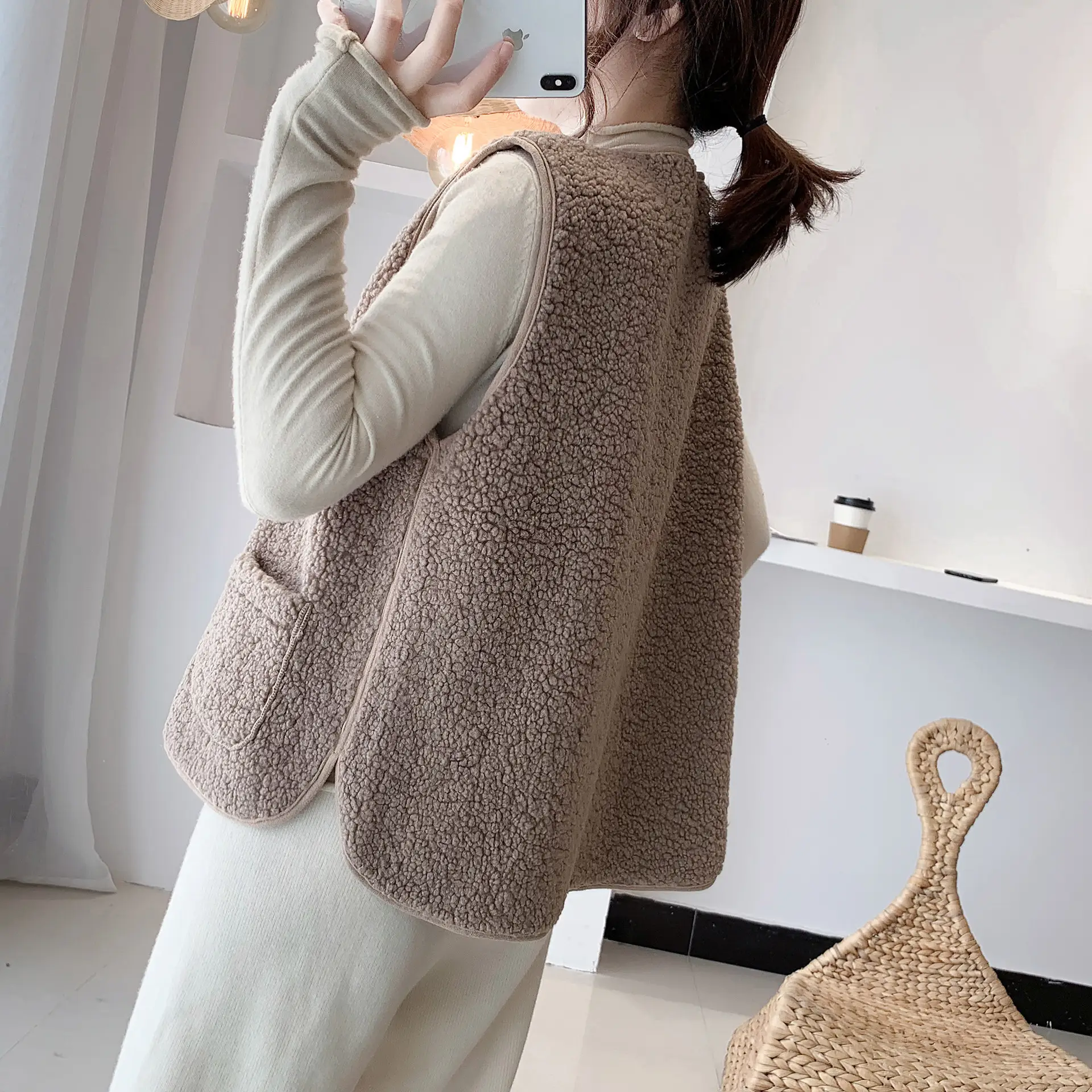 2025 Winter Plush Horse Clip Vest for Women