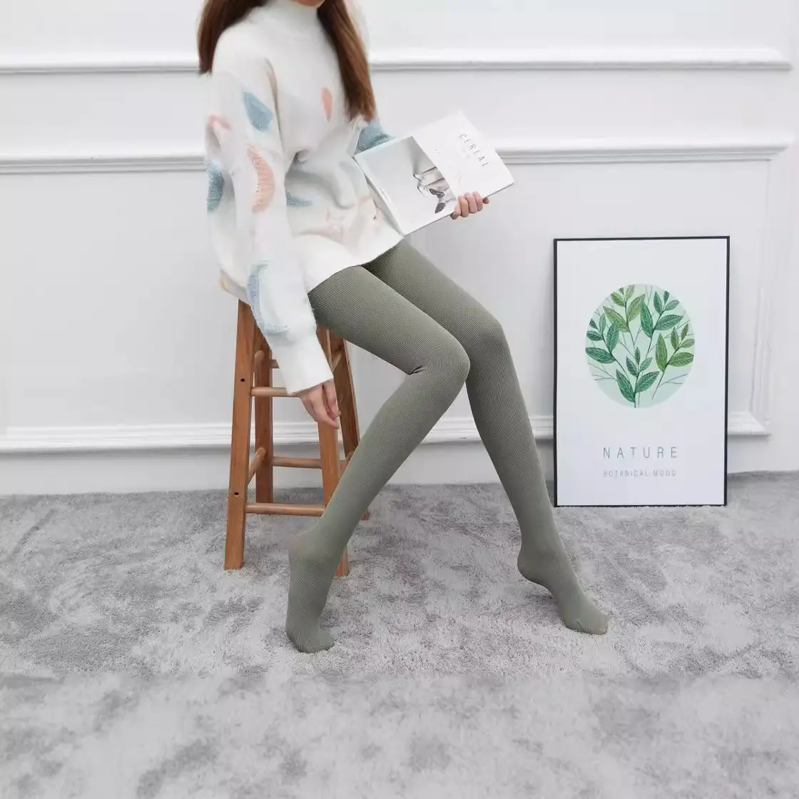 Women Fleece Lined Gray Leggings Winter Warmth - Image 2