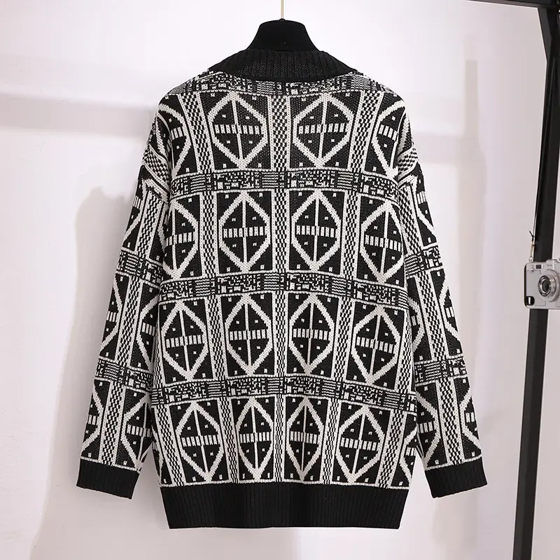 Plus Size Black White Geometric Knitted Sweater