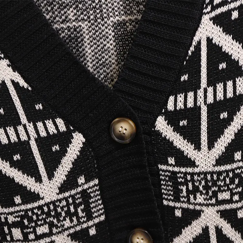 Plus Size Black White Geometric Knitted Sweater