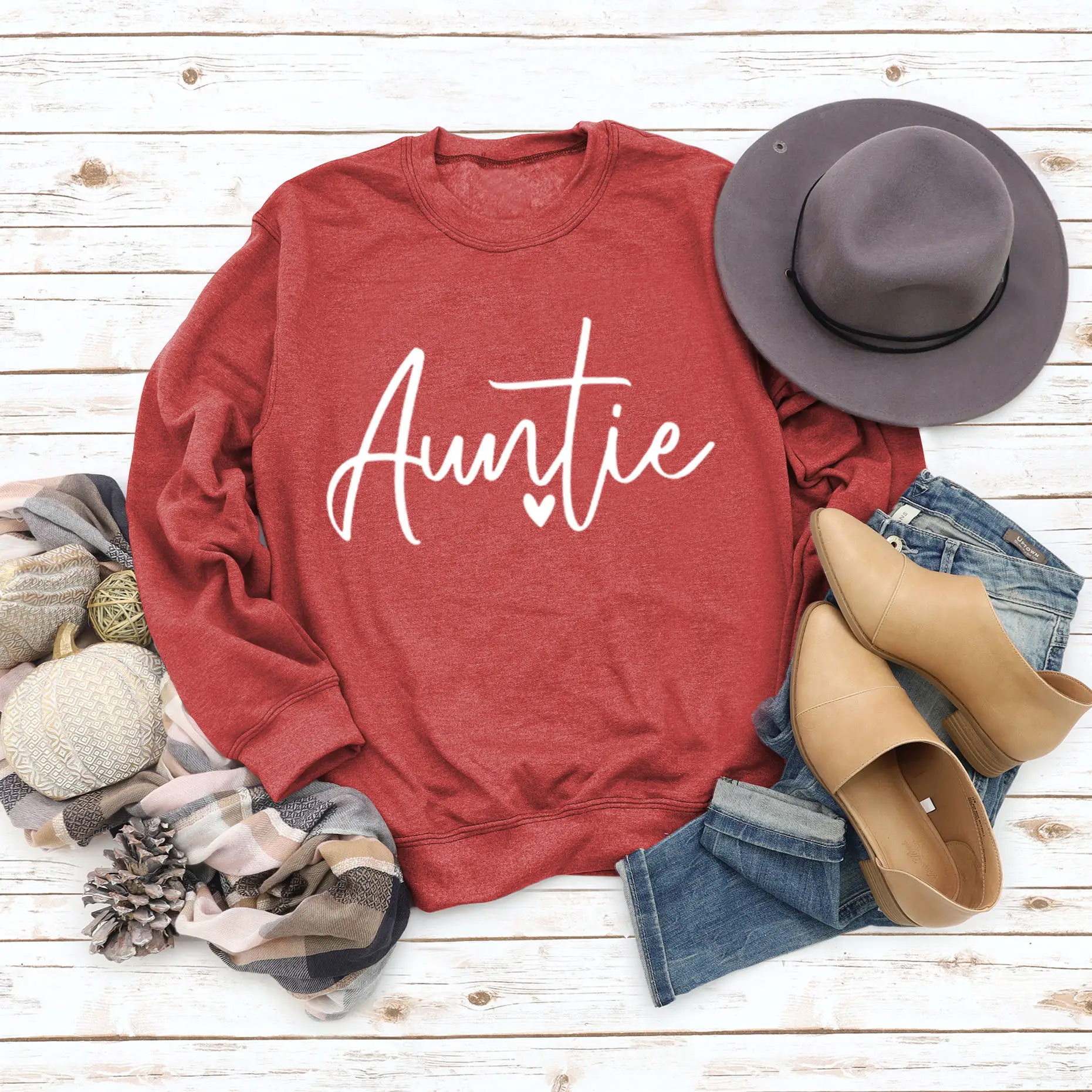 Auntie Printed Long Sleeve Crewneck Sweatshirt Grey