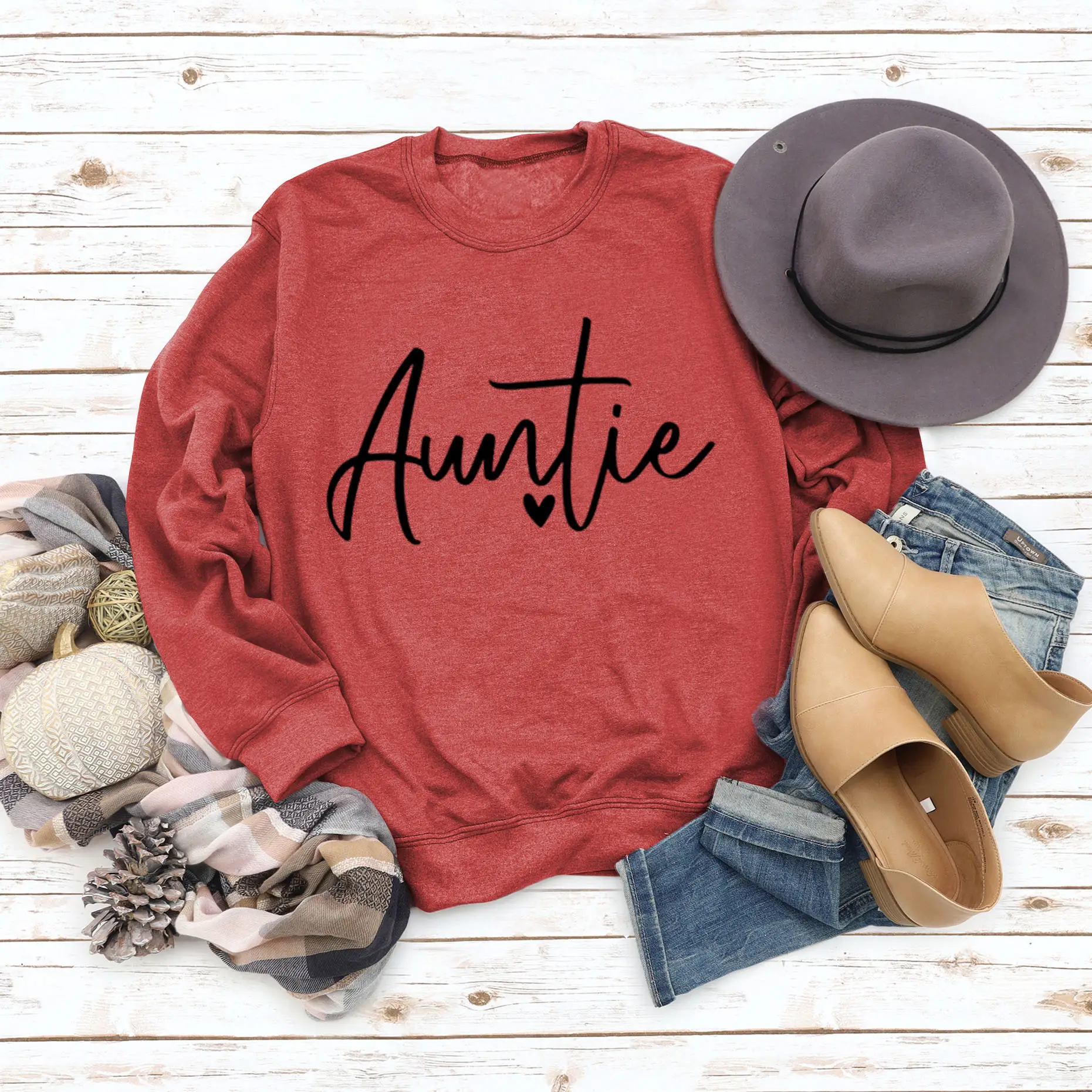 Auntie Printed Long Sleeve Crewneck Sweatshirt Grey