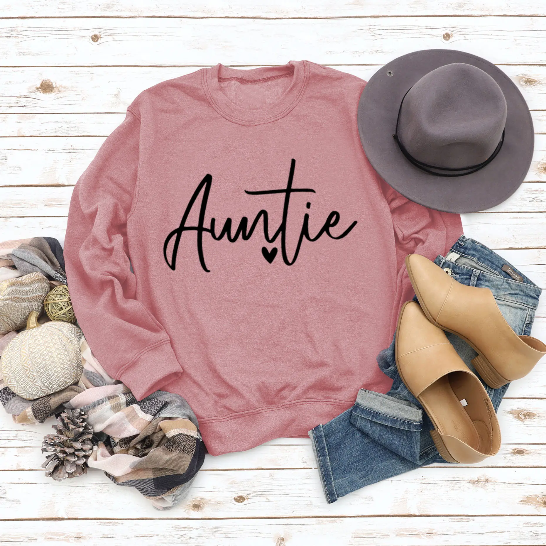 Auntie Printed Long Sleeve Crewneck Sweatshirt Grey