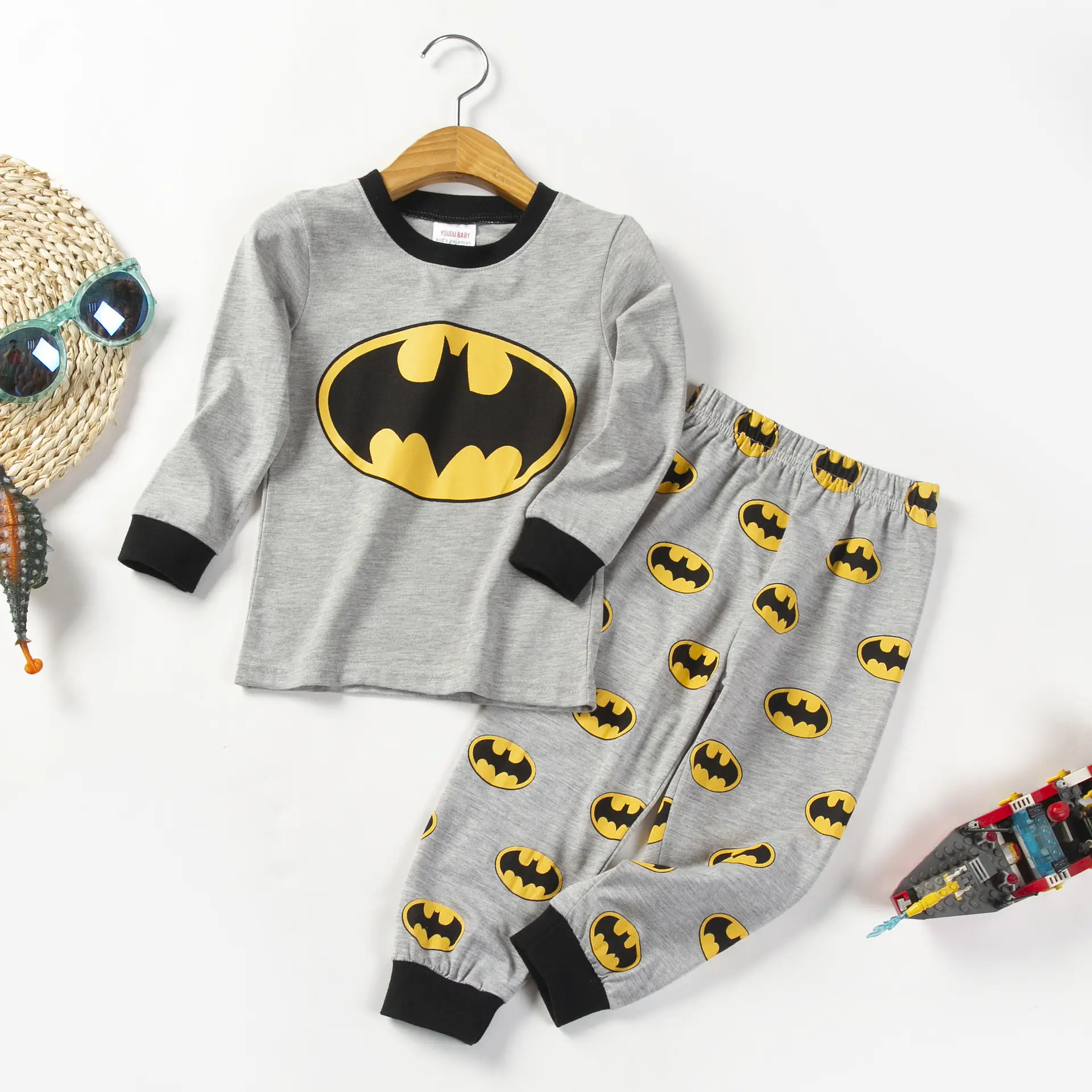 Flower gray Batman 098