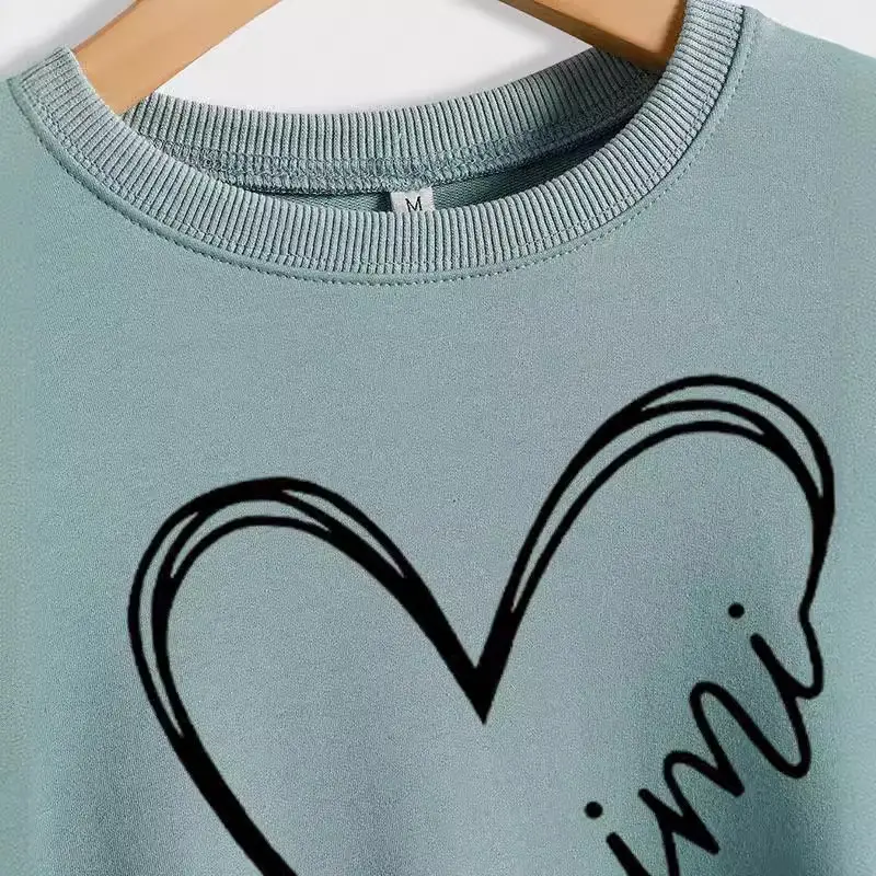 Women's Green Heart Print Long Sleeve Sweatshirt - Image 18