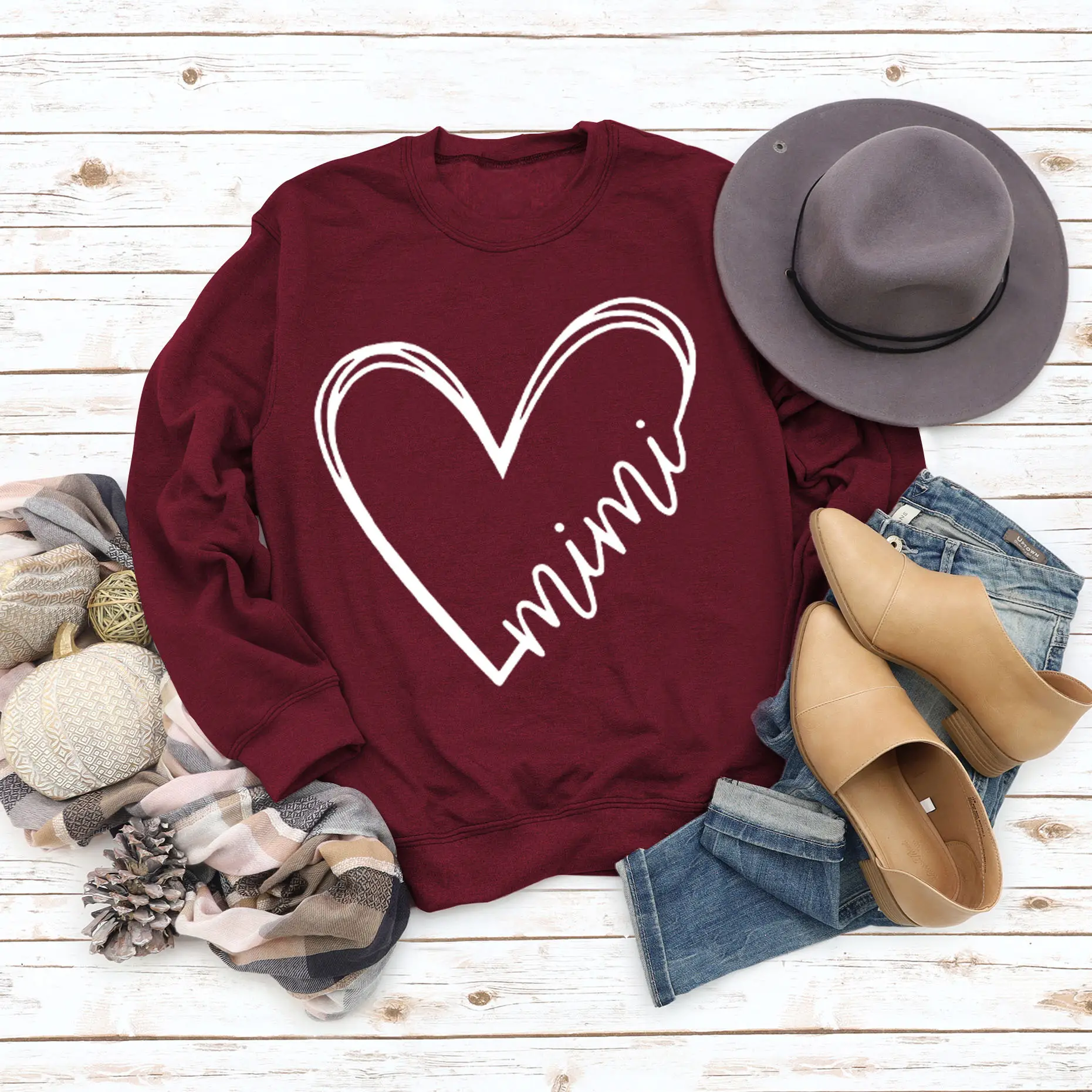 Women's Green Heart Print Long Sleeve Sweatshirt - Image 6