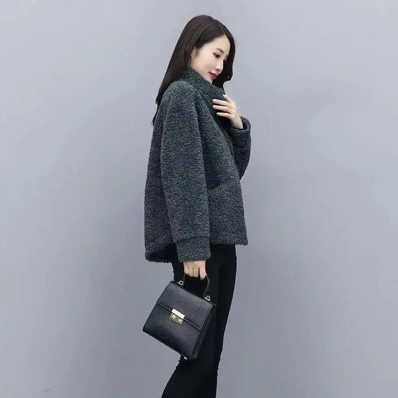 2021 Winter Women's Lambswool Coat Short Fur One-piece - Image 3