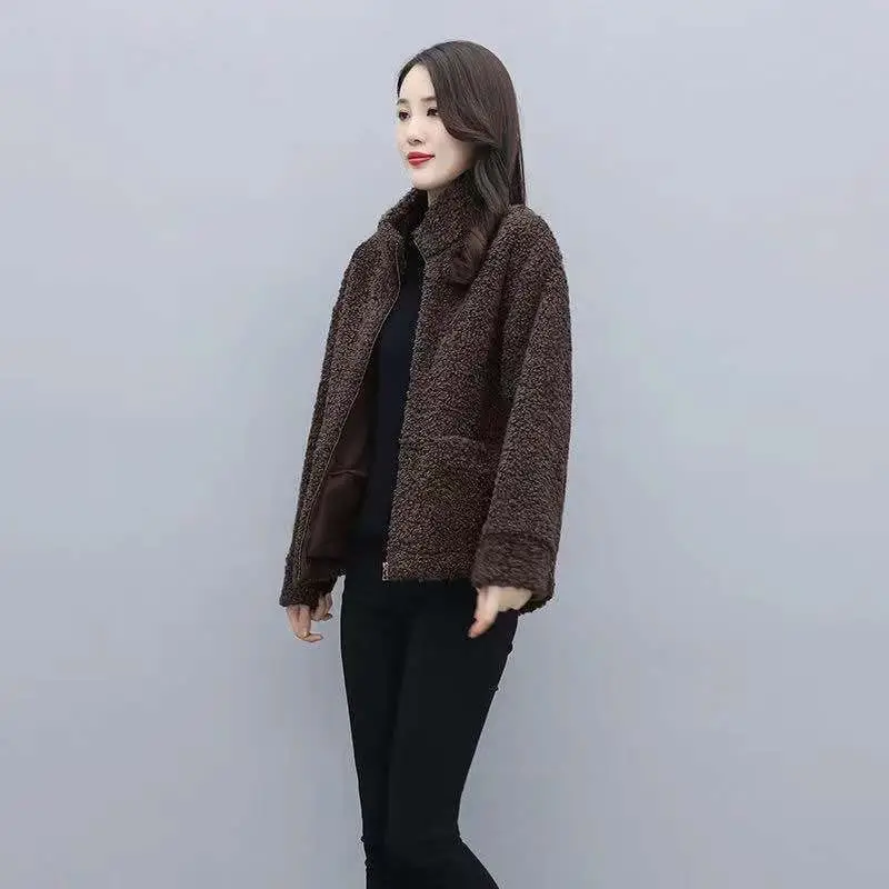 2021 Winter Women's Lambswool Coat Short Fur One-piece - Image 4