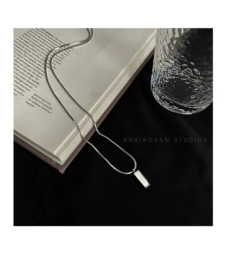 Silver Hip Hop Necklace for Men Women Luxury Chain Accessory — feature 7