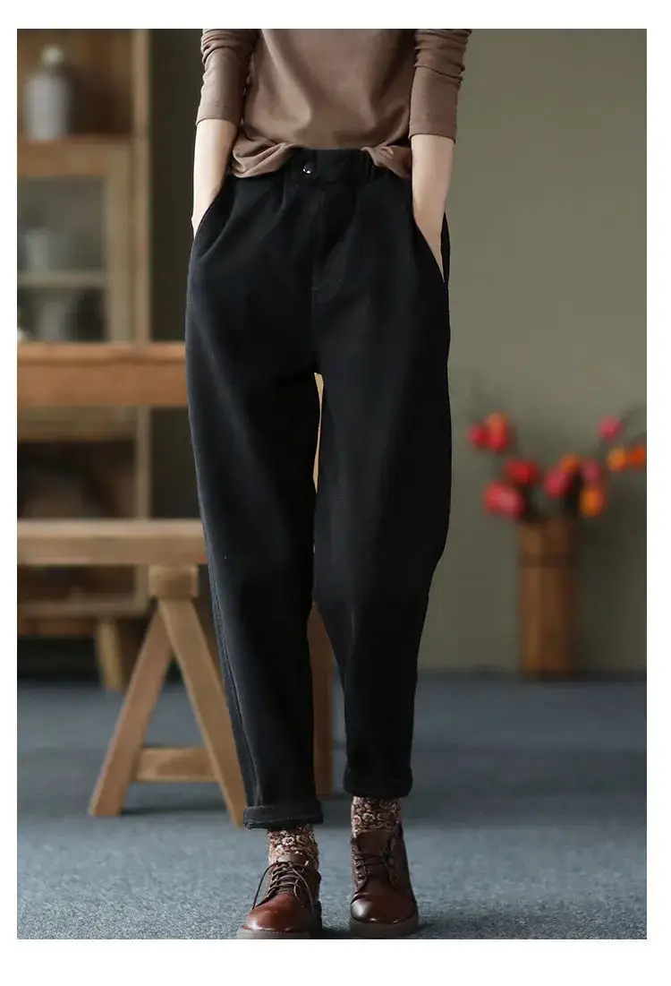 Women's Thick Velvet Hallen Pants Solid Beige — feature 11