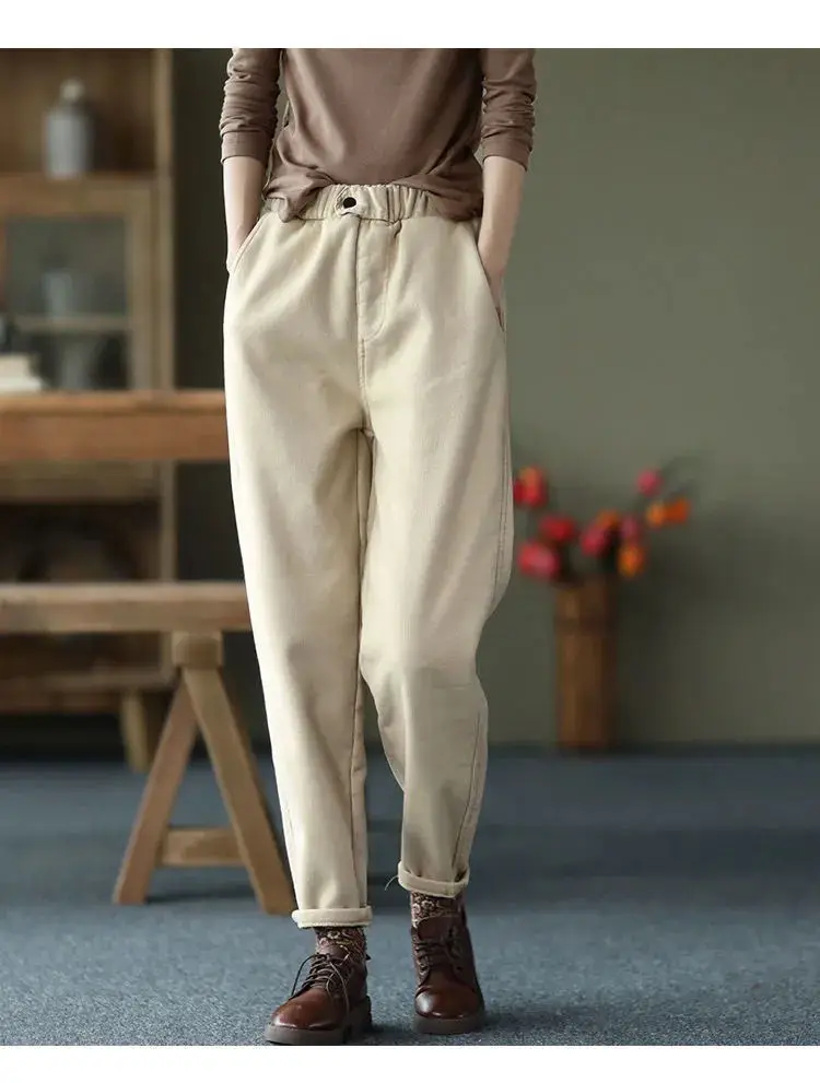 Women's Thick Velvet Hallen Pants Solid Beige — feature 15