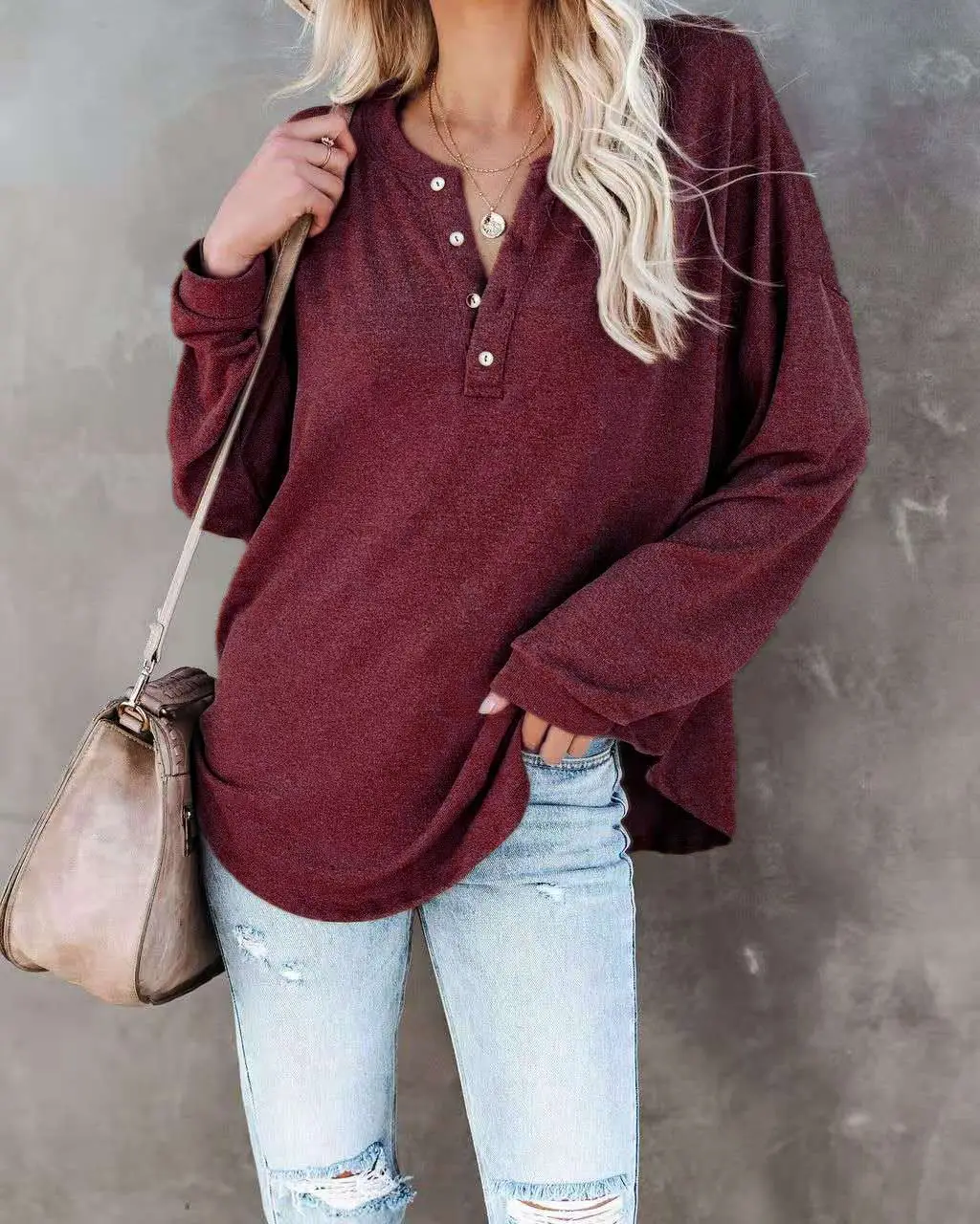 2021 Women's Green Long Sleeve Pullover T-Shirt - Image 10