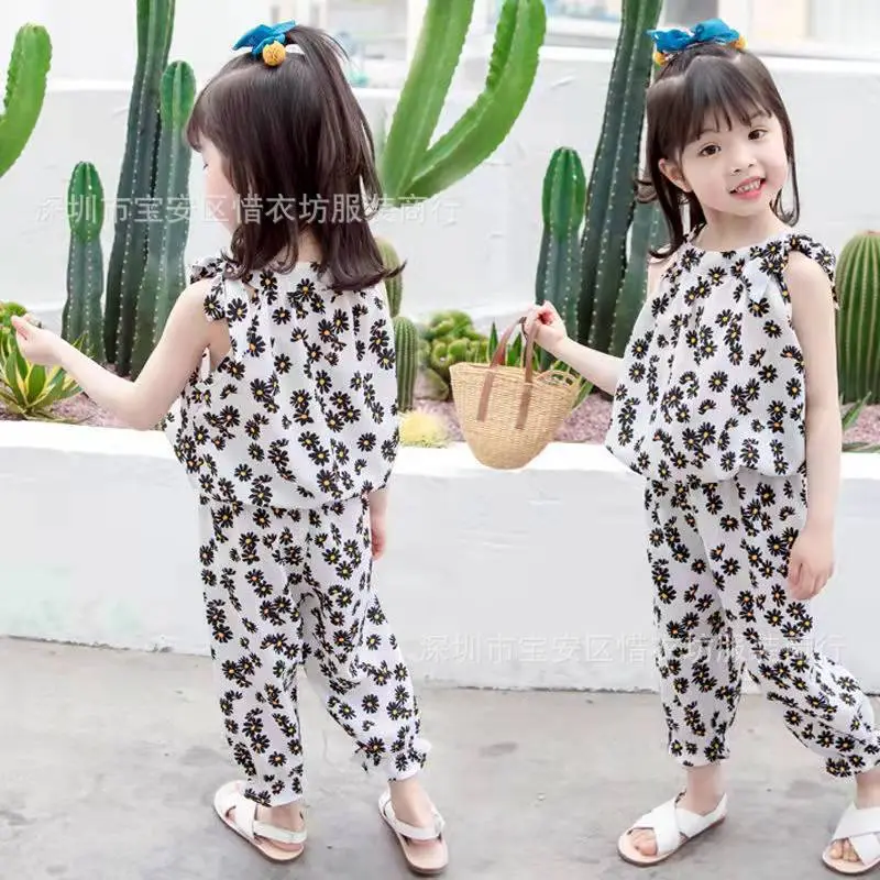 Girls Floral Print 2-Piece Suit Small Medium - Image 13