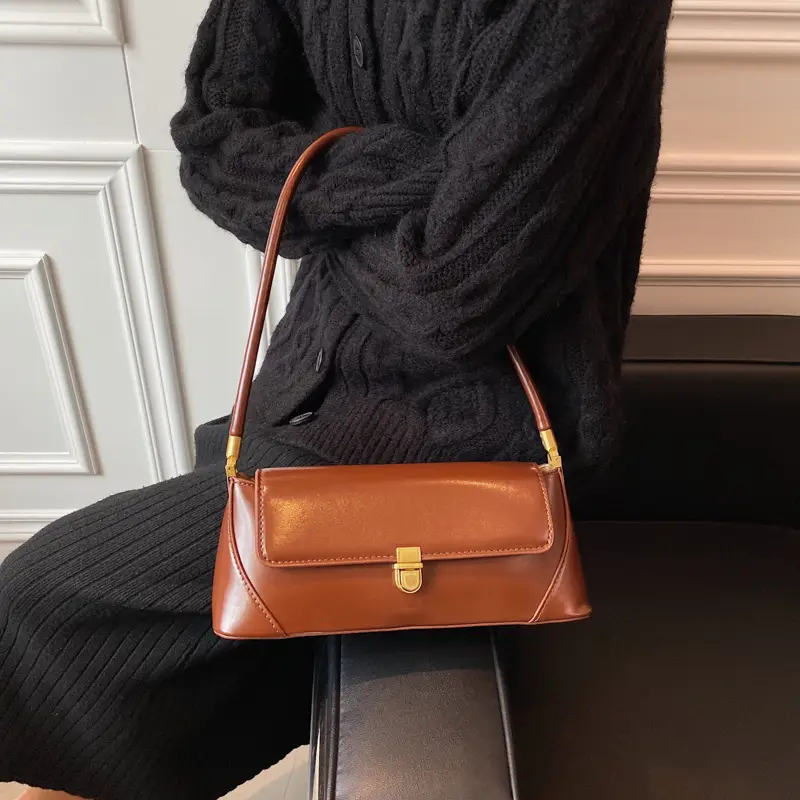 Women's Brown Leather Shoulder Bag 2021 Stylish Small Bag