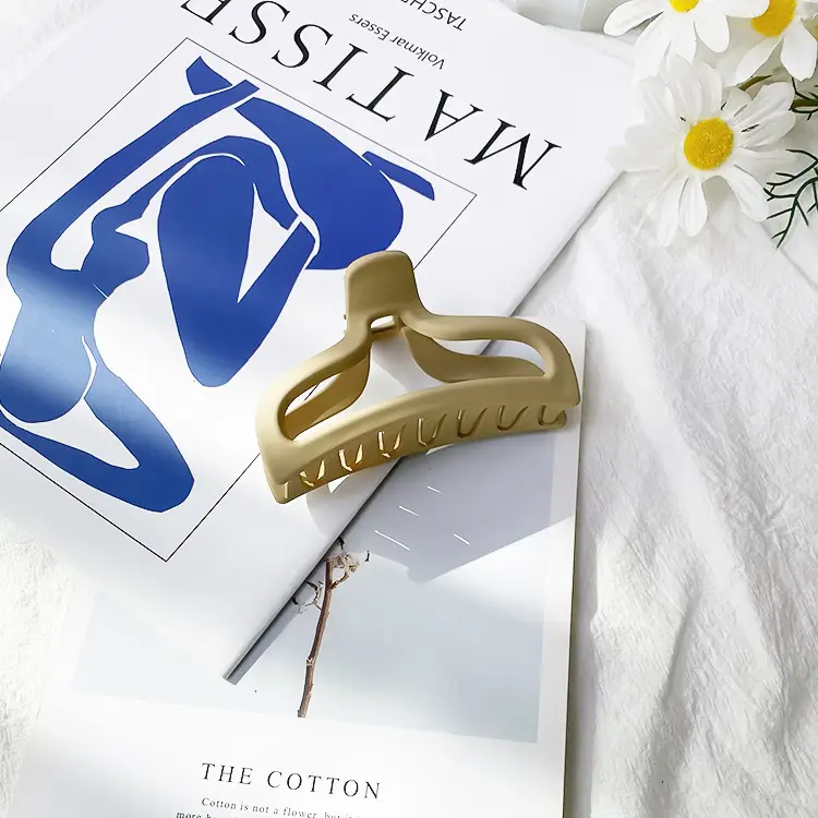 Korean Milk Coffee Claw Clip for Hair Updo - Image 15