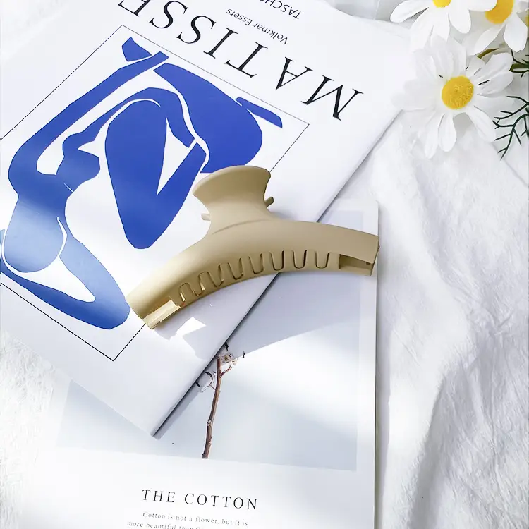 Korean Milk Coffee Claw Clip for Hair Updo - Image 16