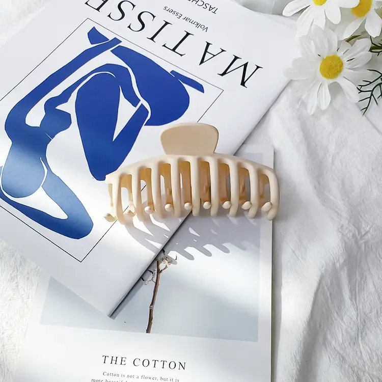 Korean Milk Coffee Claw Clip for Hair Updo - Image 17