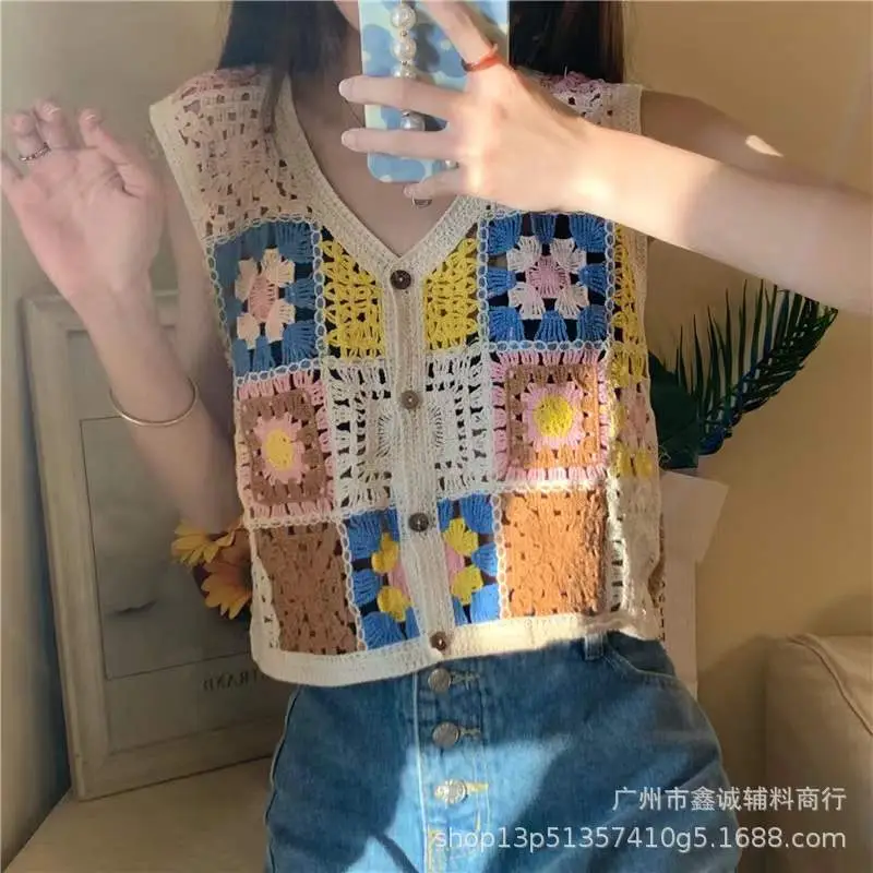 New Japanese Handmade Crochet Contrast Knitted Vest Women's Fashionable Age-reducing All-match Waistcoat Trendy Outer Wear Top - Image 15