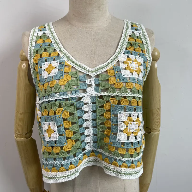 New Japanese Handmade Crochet Contrast Knitted Vest Women's Fashionable Age-reducing All-match Waistcoat Trendy Outer Wear Top - Image 7