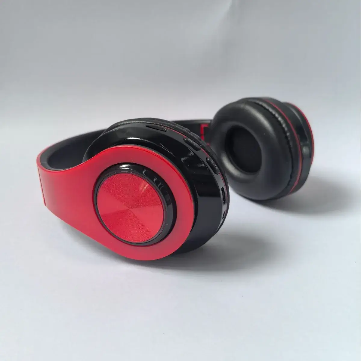 Wireless Bluetooth Headset Red Black Foldable Subwoofer