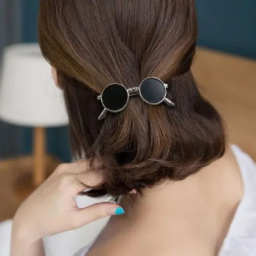 Cute Black Sunglasses Hairpin Clip for Women - Image 5