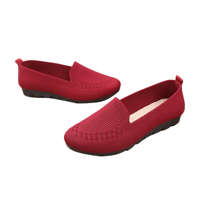 Large Size Beijing Cloth Shoes, Summer Breathable Casual Fly-Knit Shoes, Outdoor Sports Square Dance Slip-On Shoes for Middle-Aged Moms