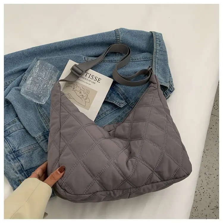 Winter Embroidered Quilted Shoulder Bag for Women — feature 100