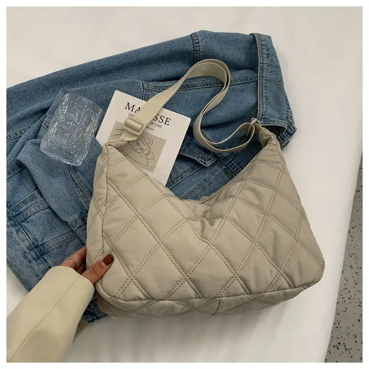 Winter Embroidered Quilted Shoulder Bag for Women — feature 104