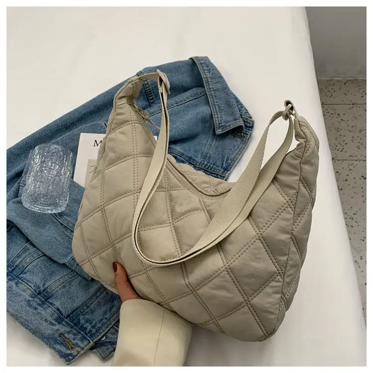 Winter Embroidered Quilted Shoulder Bag for Women — feature 107