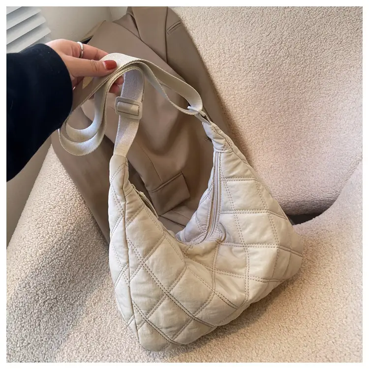 Winter Embroidered Quilted Shoulder Bag for Women — feature 132