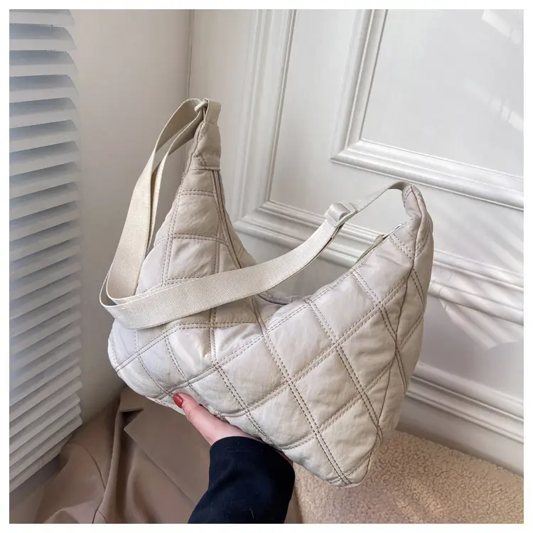 Winter Embroidered Quilted Shoulder Bag for Women — feature 134