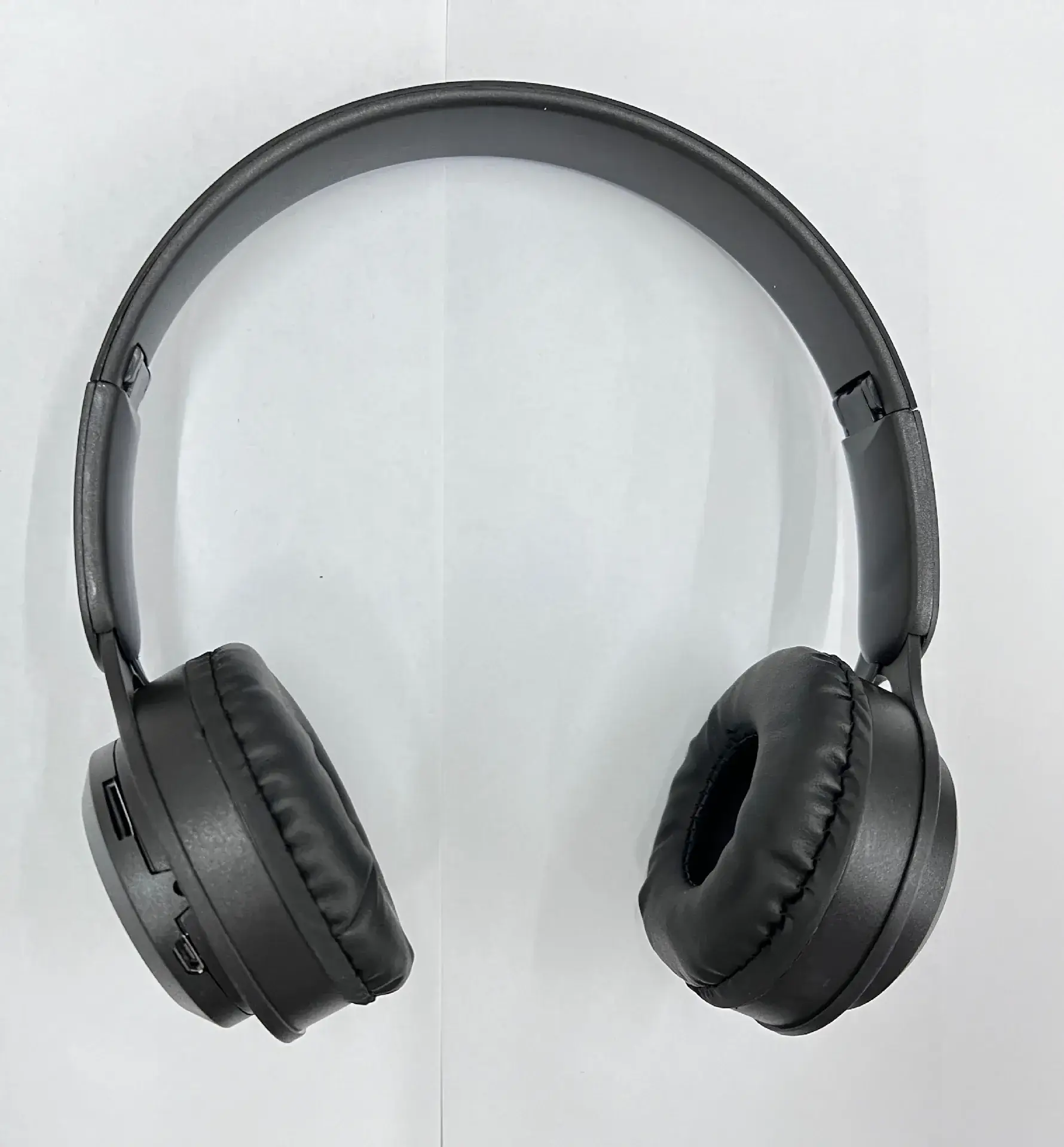 Y08 Bluetooth headset (black)