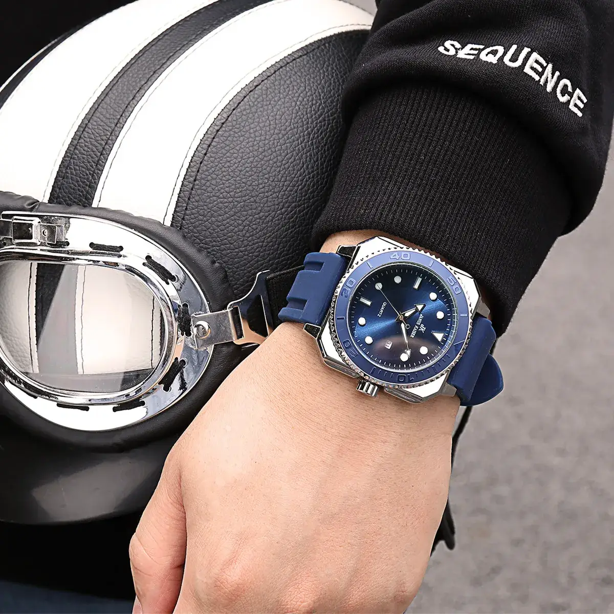 Blue Silicone Sports Men's Watch with Luminous Dial