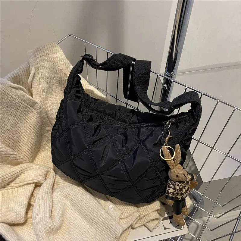 Women's Diamond Embroidery Quilted Shoulder Bag Cream - Image 4