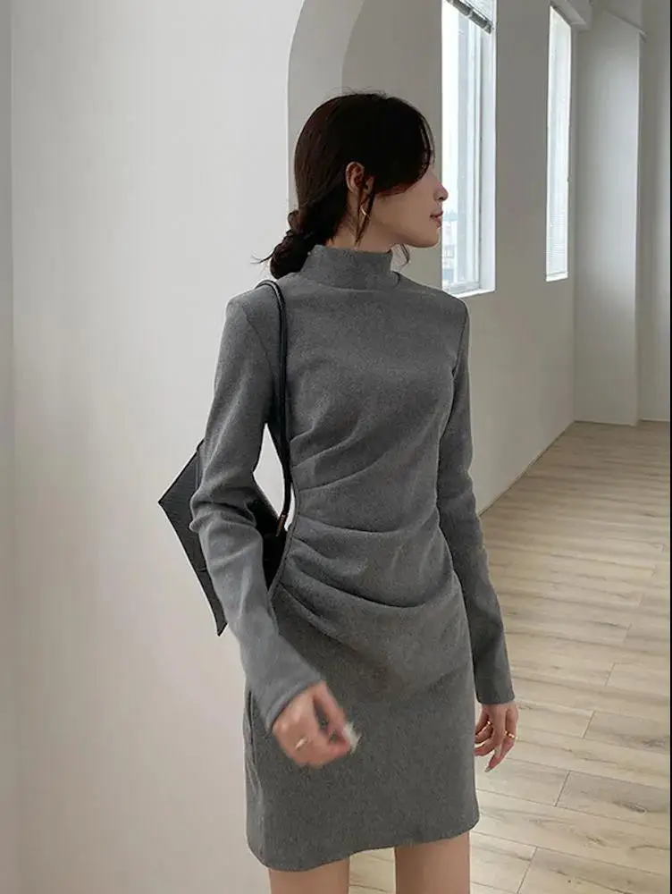French 2024 Black Pleated Slim Fitting Bottom Dress — feature 2