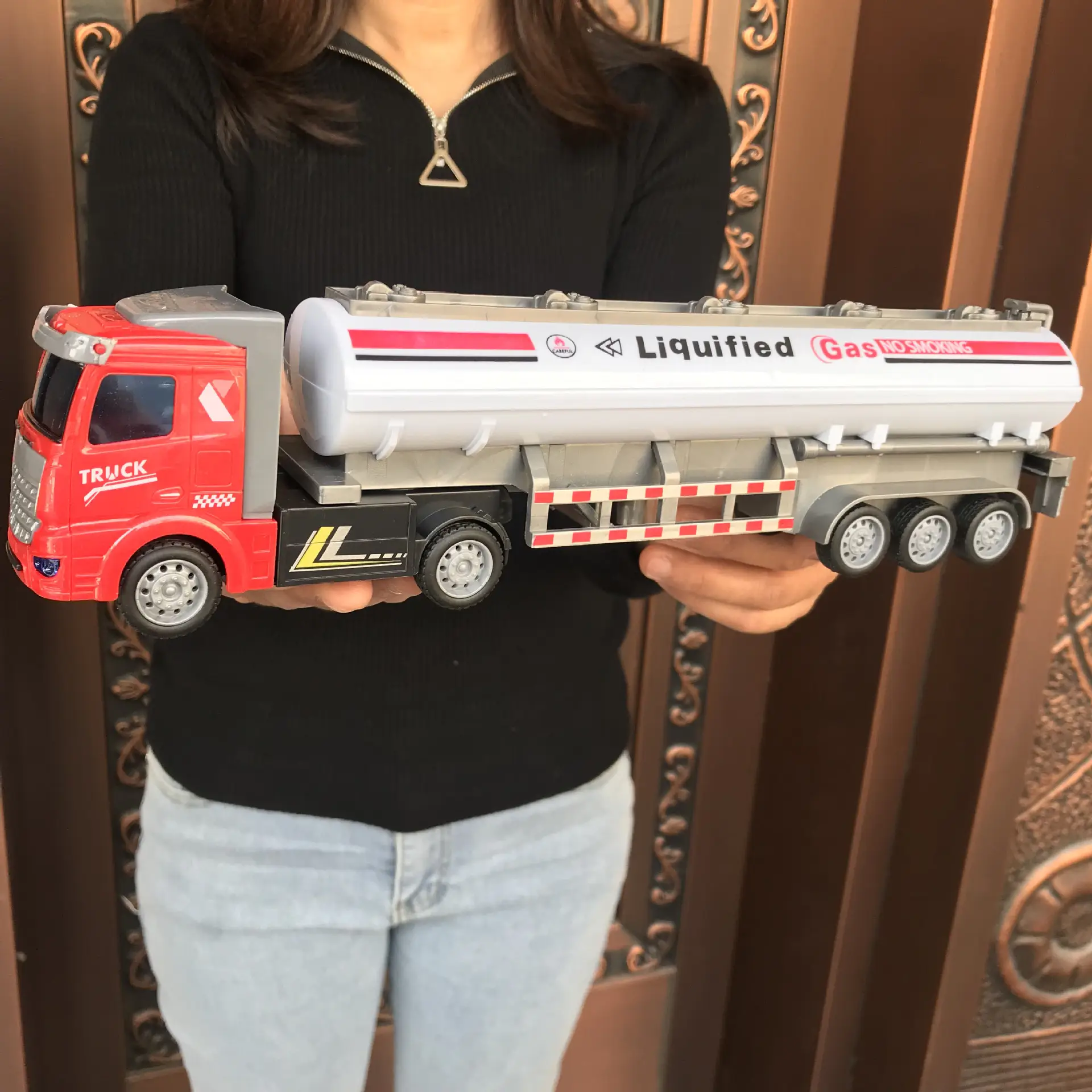 Children's Pull Back Toy Truck 38cm Yellow — feature 11