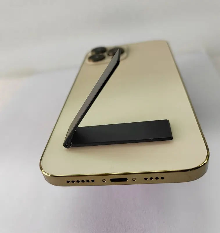 Necklace Magnetic Flip Phone Bracket Green Mini Charging Case — feature 38