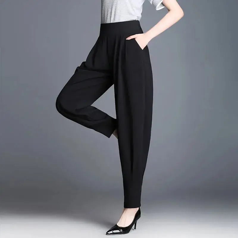 Women's Black Slim Fit Nine Point Pants Large