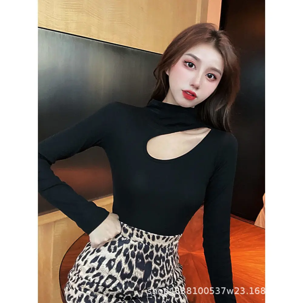 Black Hollow Neck Fleece Top Women Slim Fit Long Sleeve - Image 5