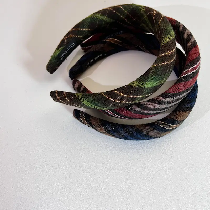 Retro Plaid Sponge Hairband for Women Autumn Winter — feature 3