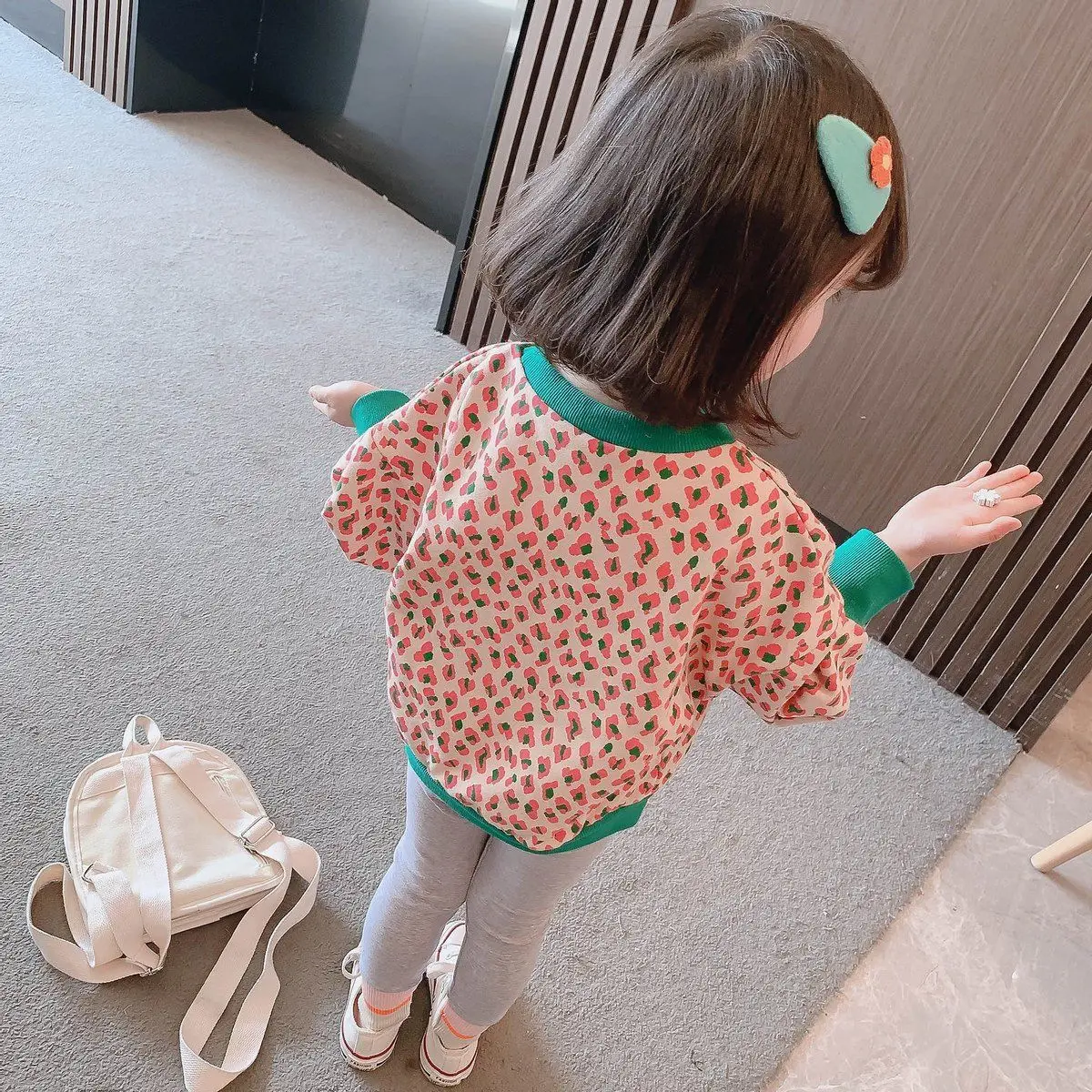 Girls Leopard Print Sweatshirt 2025 Spring Base Top - Image 5