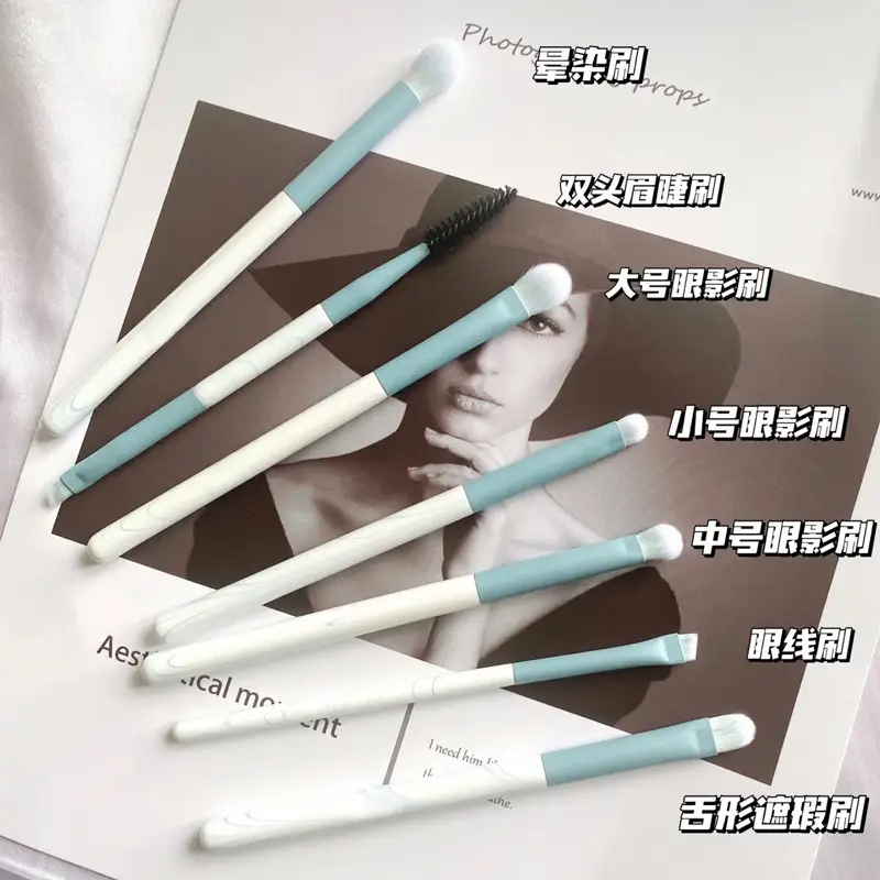 Super Soft Makeup Brush Set for Blending & Stipple - Image 10