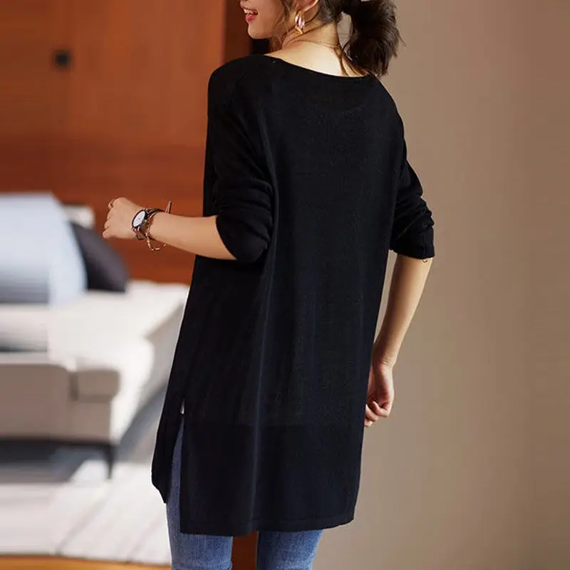 Black V-Neck Loose Fit T-Shirt for Women - Image 5