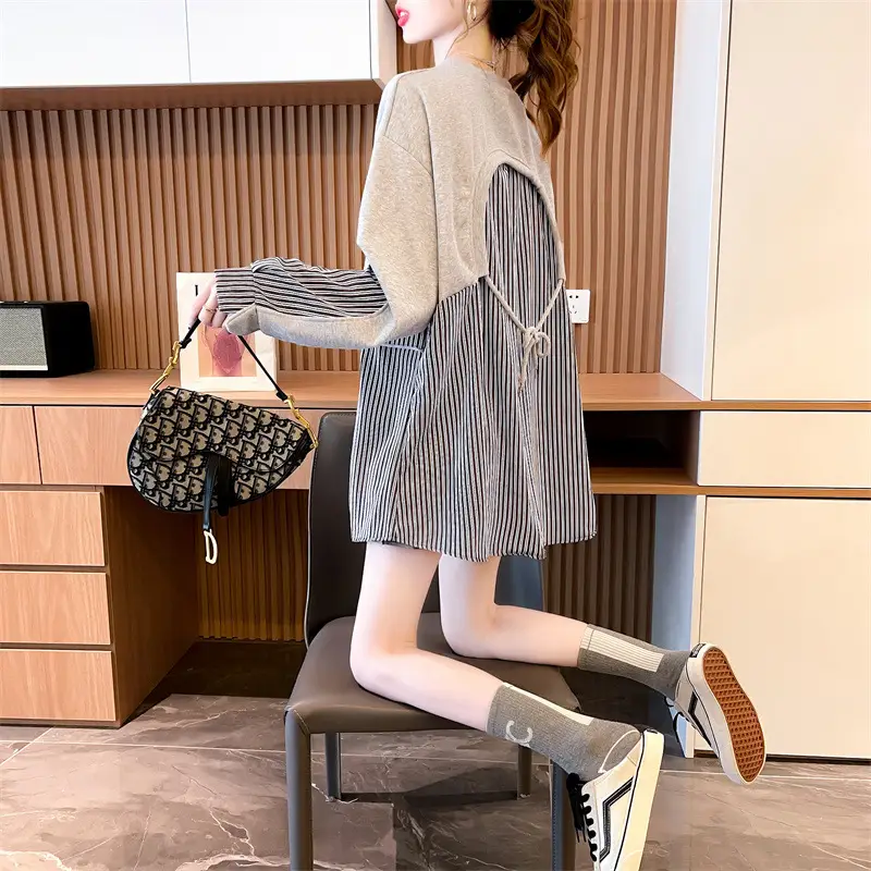 Korean Style Fake Two-Piece Sweatshirt Stripe Coat Women Loose Large - Image 7