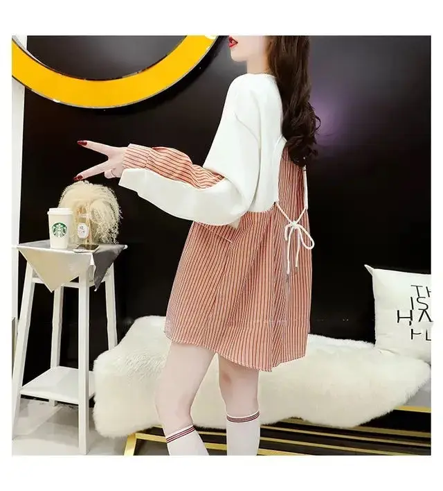 Korean Style Fake Two-Piece Sweatshirt Stripe Coat Women Loose Large — feature 4