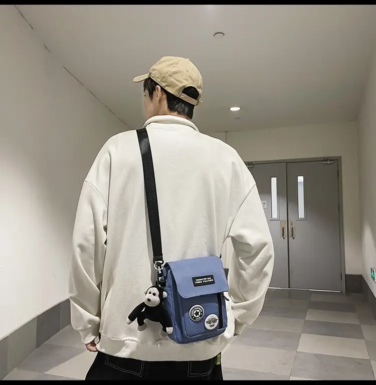 Men's Blue Messenger Bag with 3 Buttons — feature 35