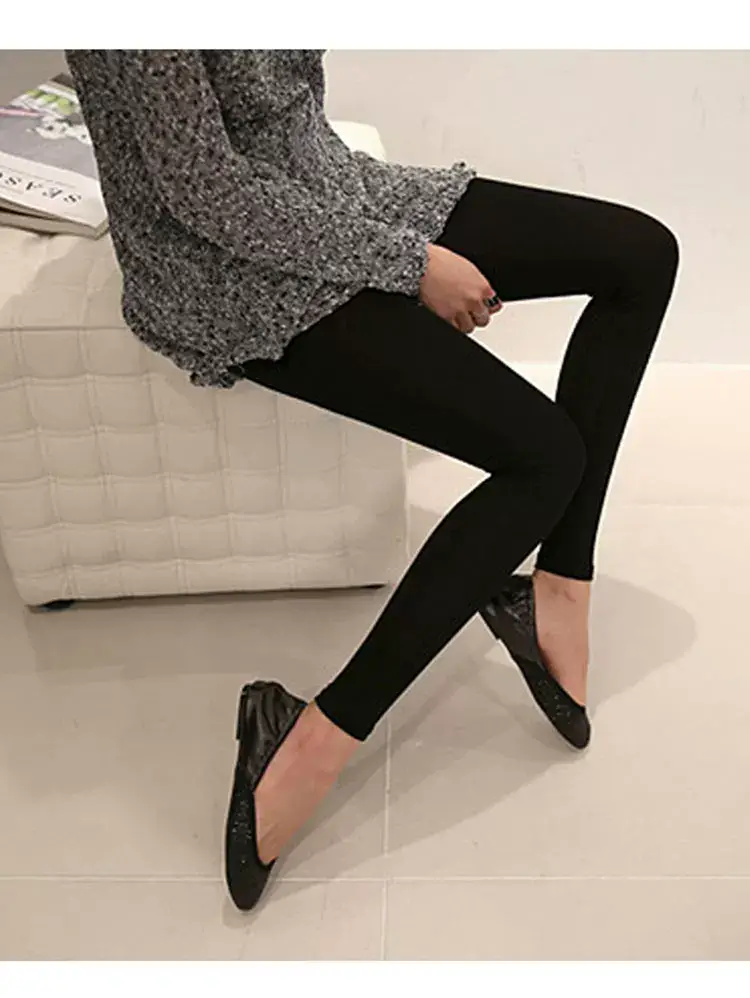 Pregnant Women's Blue Slim Fit Leggings with Adjustable Abdominal Band — feature 11