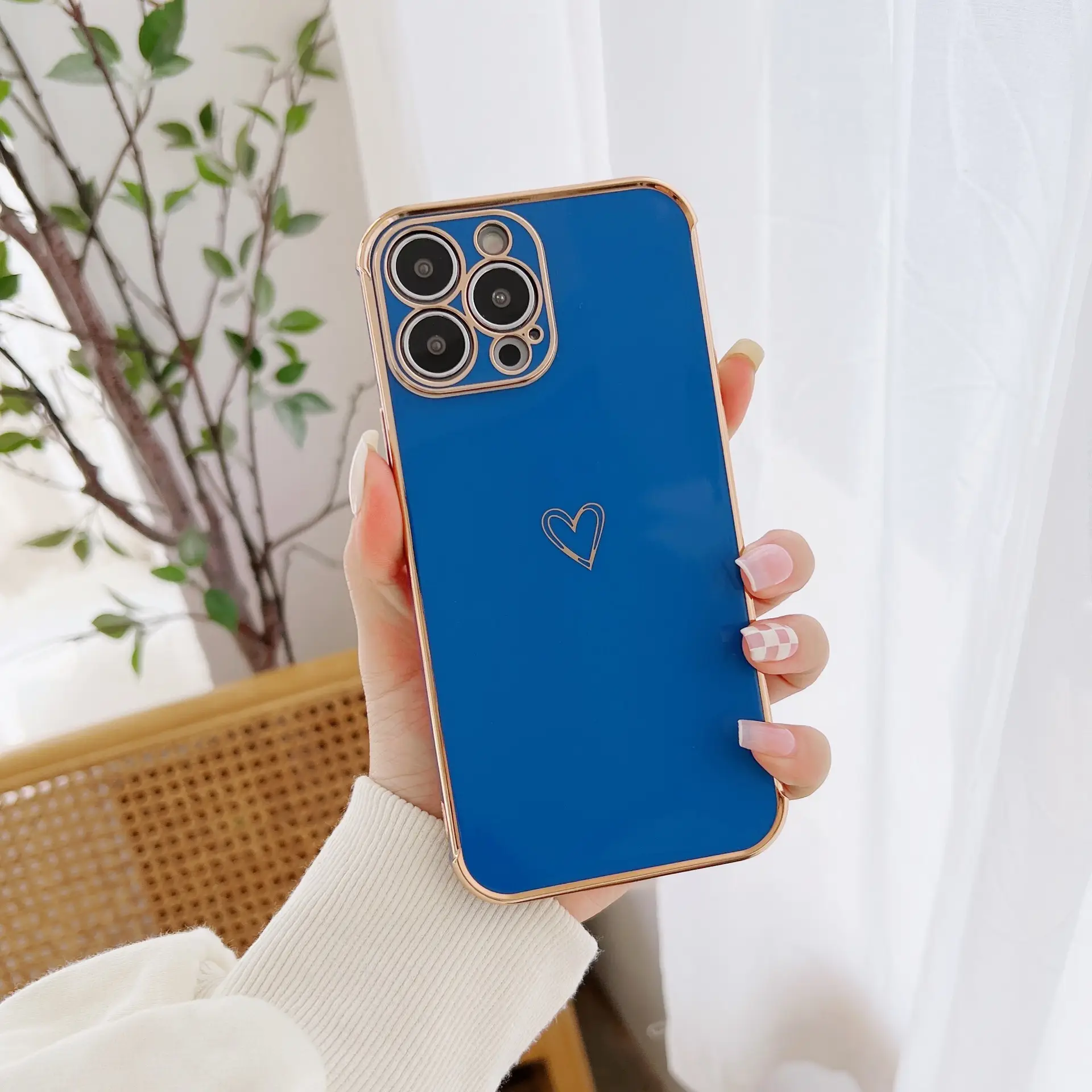 Apple 16Promax Mobile Cover with 6D Gold Plating
