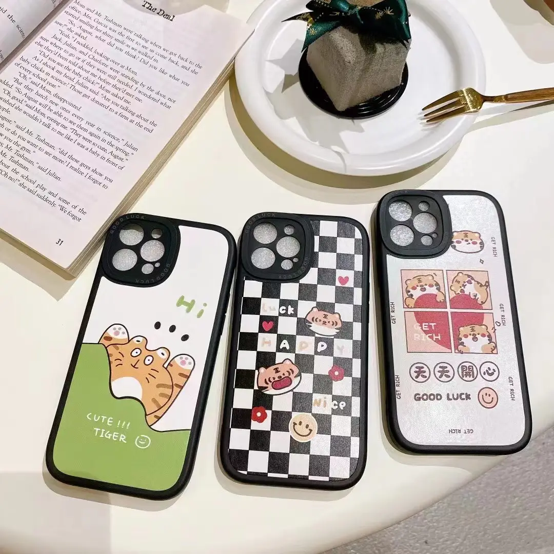 Trendy Checkered Phone Case for Apple 17 Pro